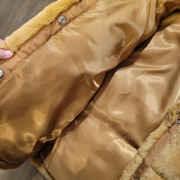 Abercrombie and Fitch the quilted mini faux fur puffer jacket caramel brown sz S - Picture 4 of 5